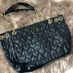 Betsey Johnson zip up black tote bag, EUC
